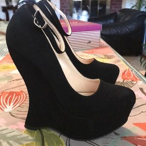 ‼️LAST DAY‼️ Suede pumps